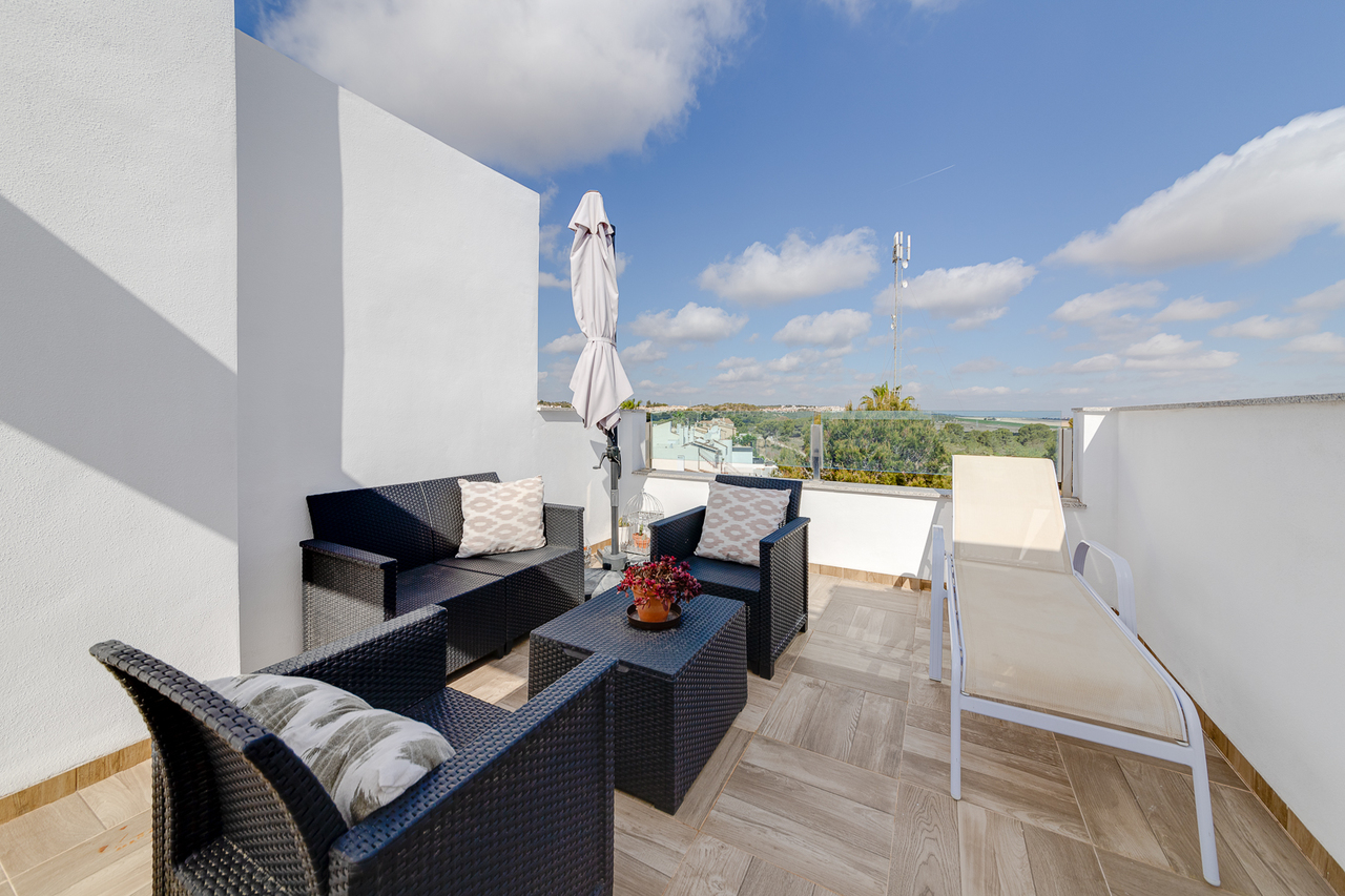 26j406p0854 Town House in Villamartin, Alicante