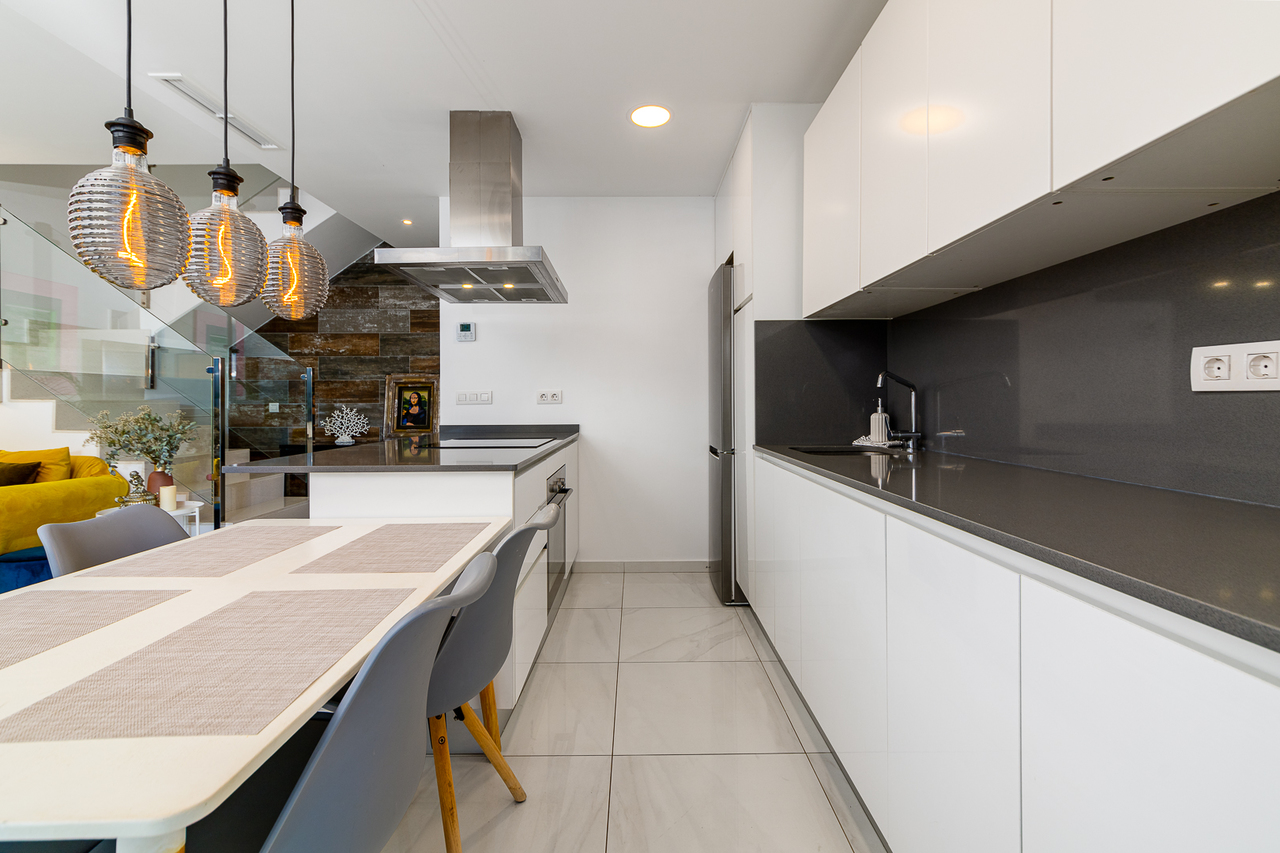 26l556s0853 Town House in Villamartin, Alicante