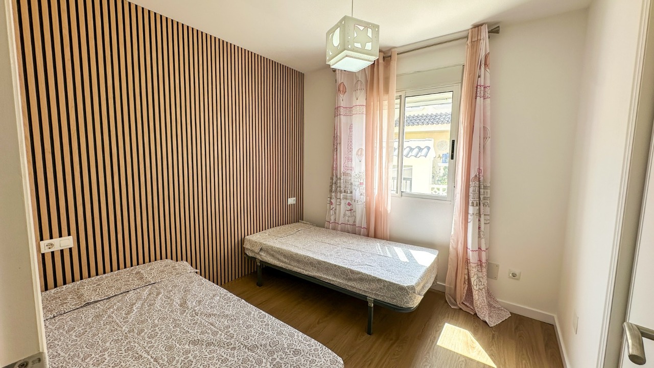 26o129y0949 Villa in Villamartin, Alicante