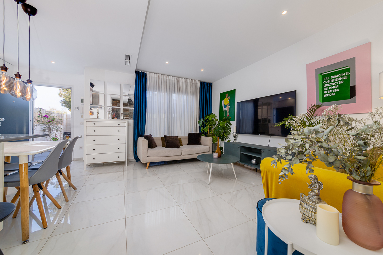 26p265d0850 Town House in Villamartin, Alicante