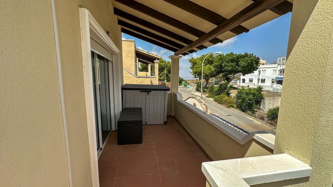 26p689o0944 Villa in Villamartin, Alicante