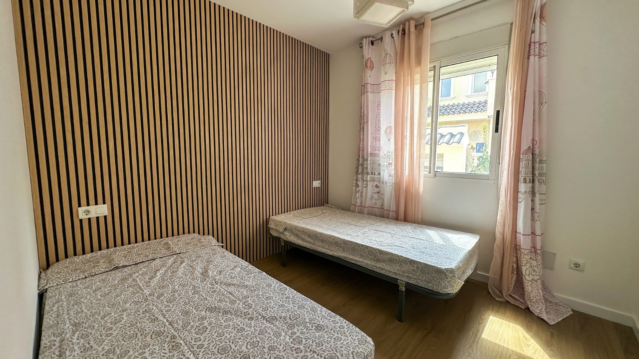 26u940a0941 Villa in Villamartin, Alicante