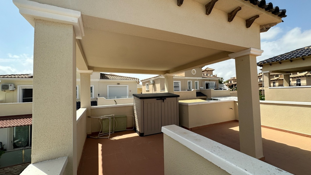 26y934q0942 Villa in Villamartin, Alicante