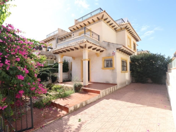 Town House for sale in Orihuela Costa