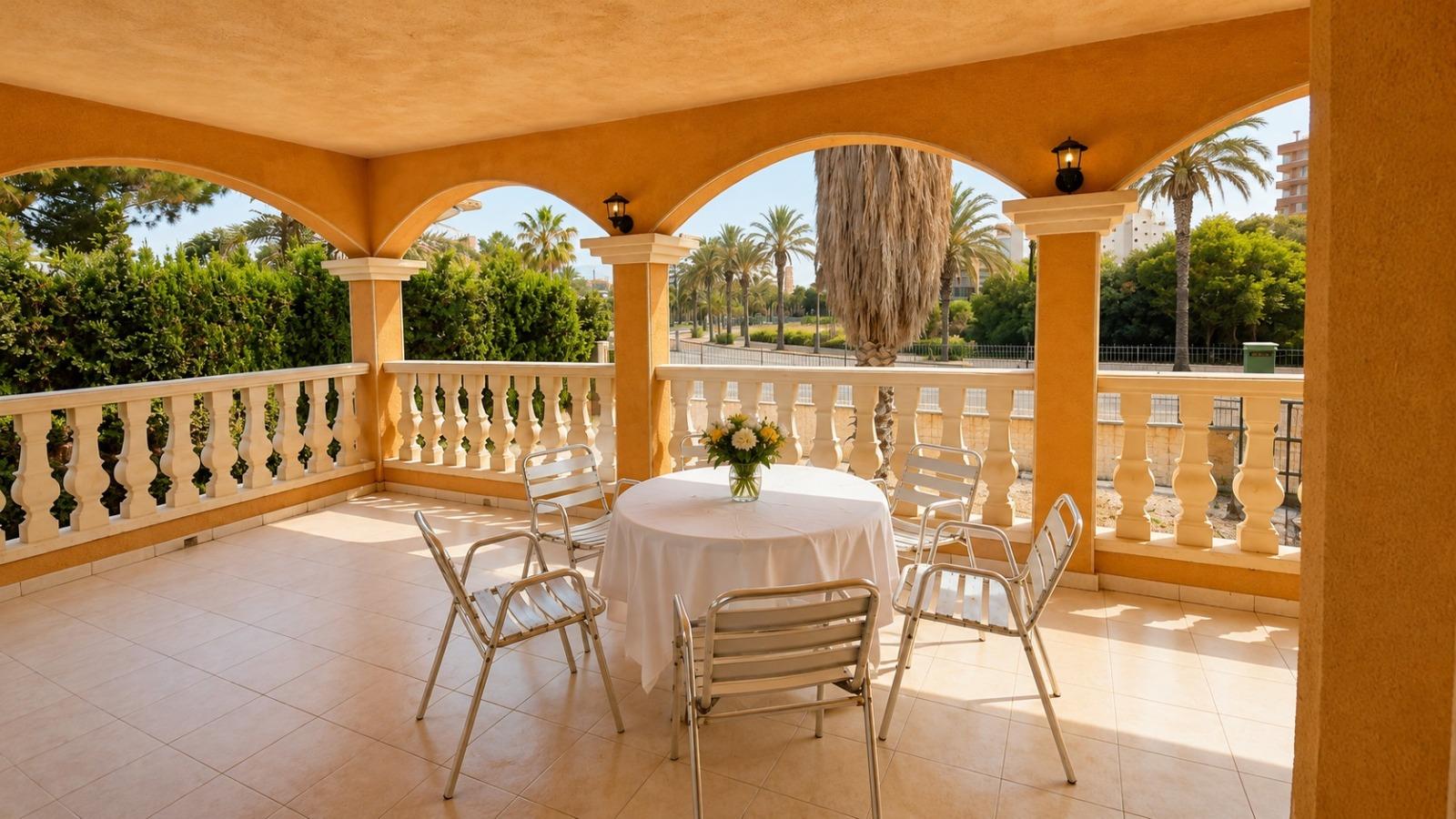 4-12 Villa in La Manga del Mar Menor, Murcia