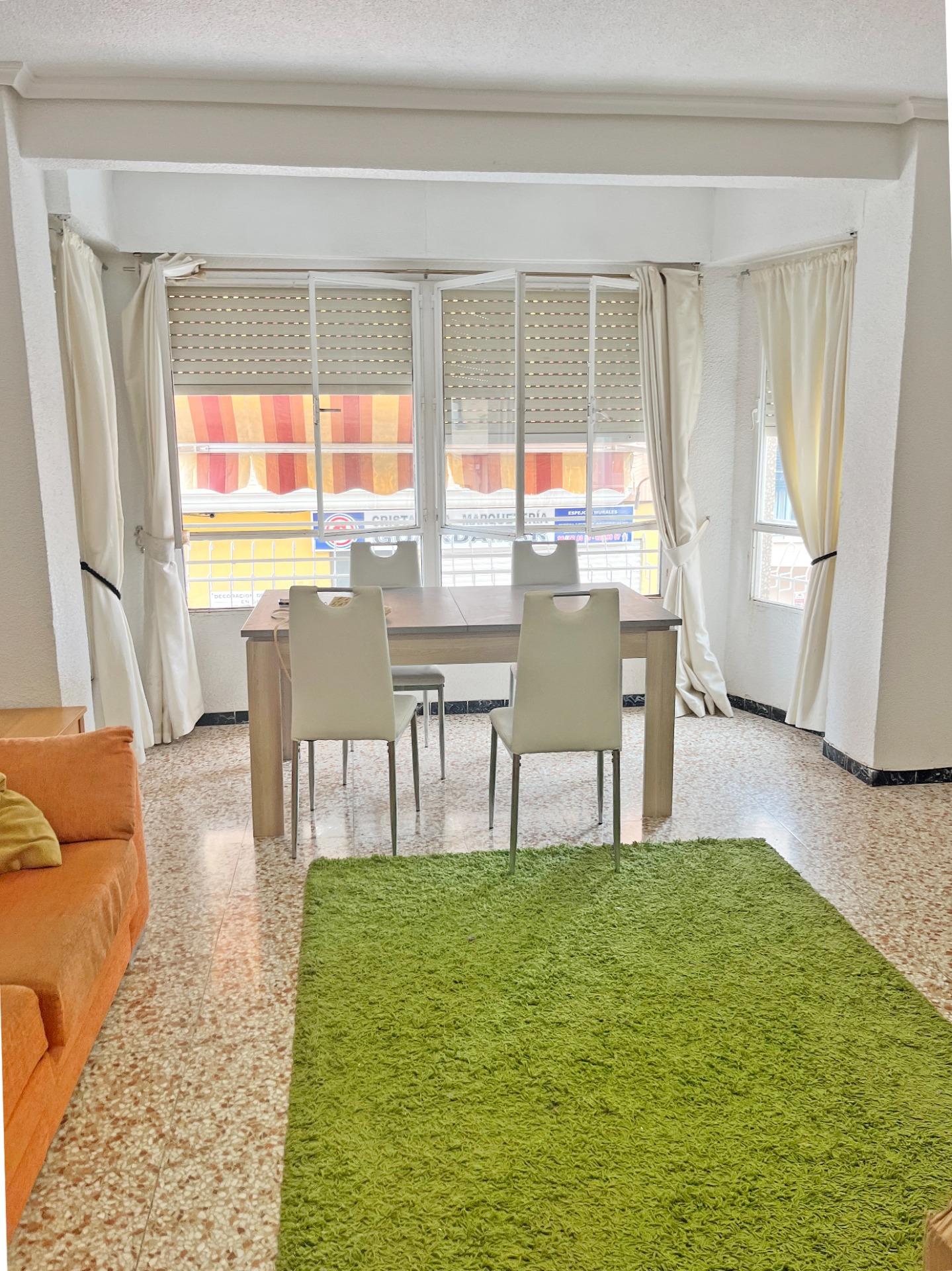 6-3 Apartment in Guardamar del Segura, Alicante