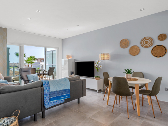 Bungalow for sale in Orihuela Costa