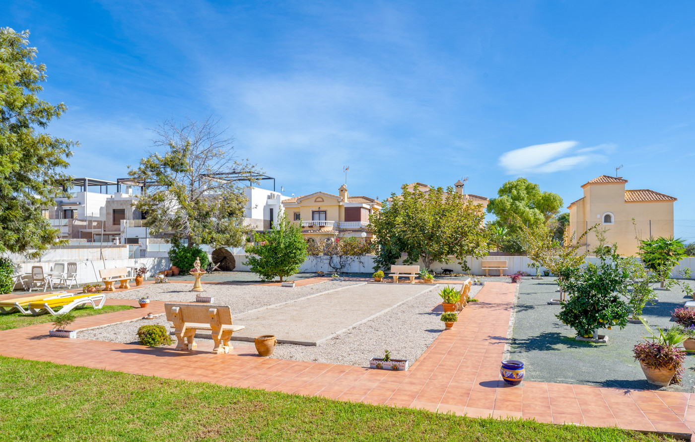 6a72e776270f2 Bungalow in Cabo Roig, Alicante