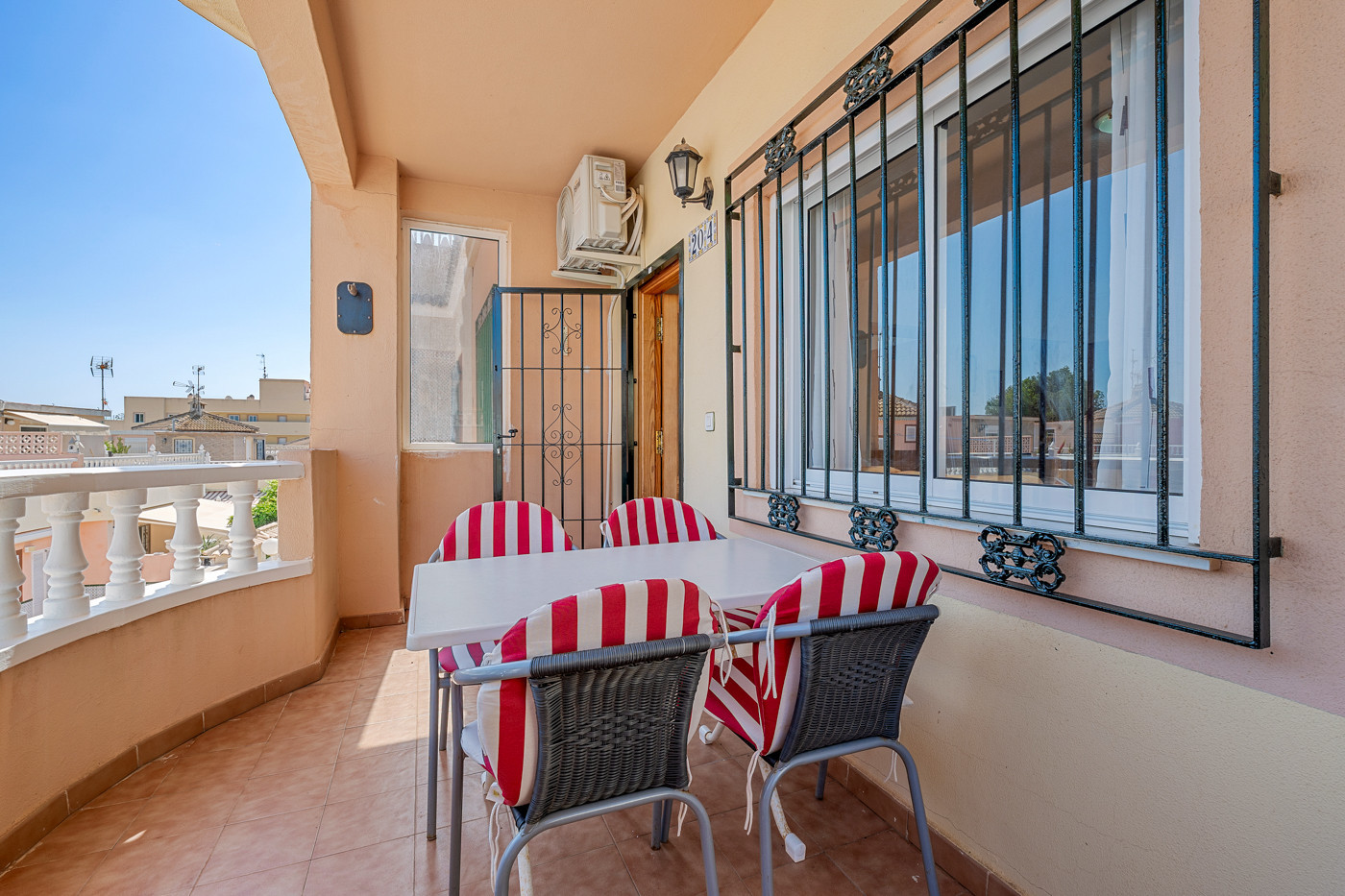 6a72e77685847 Bungalow in Cabo Roig, Alicante