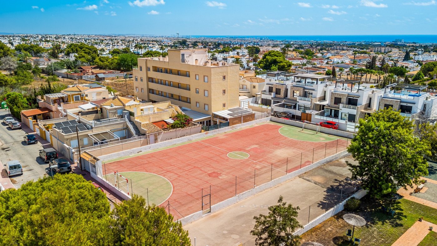 6a72e776c78a9 Bungalow in Cabo Roig, Alicante