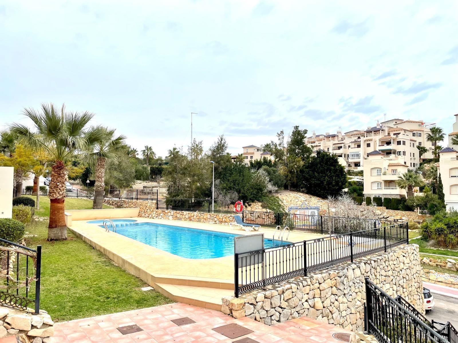 9-22 Bungalow in Orihuela Costa, Alicante