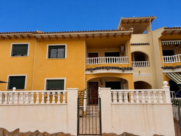 Apartment for sale in Urbanización Ciudad Quesada