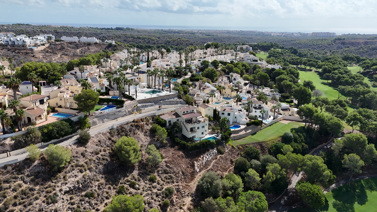 DJI_20260910112922_0763_D_xlarge Villa in Villamartin, Alicante