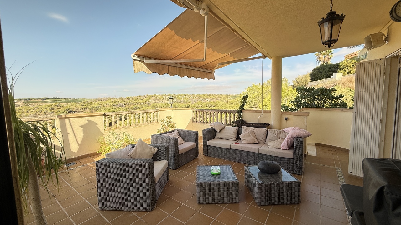 IMG_4577_xlarge Villa in Villamartin, Alicante