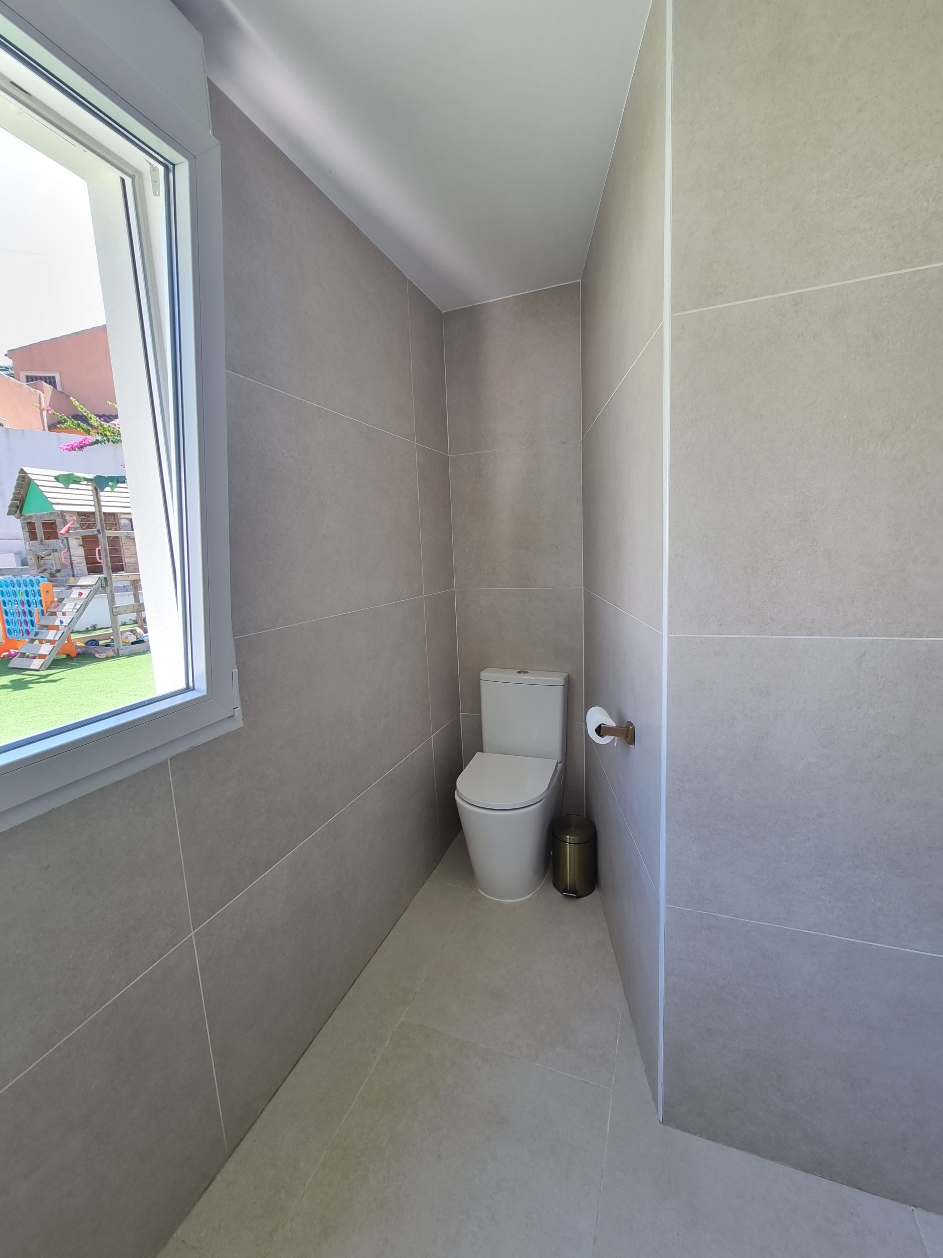 WhatsApp Image 2026-09-07 at 20.19.17 Exceptional 6-Bedroom Detached Villa with Private Pool & Large Plot in Villamartín
