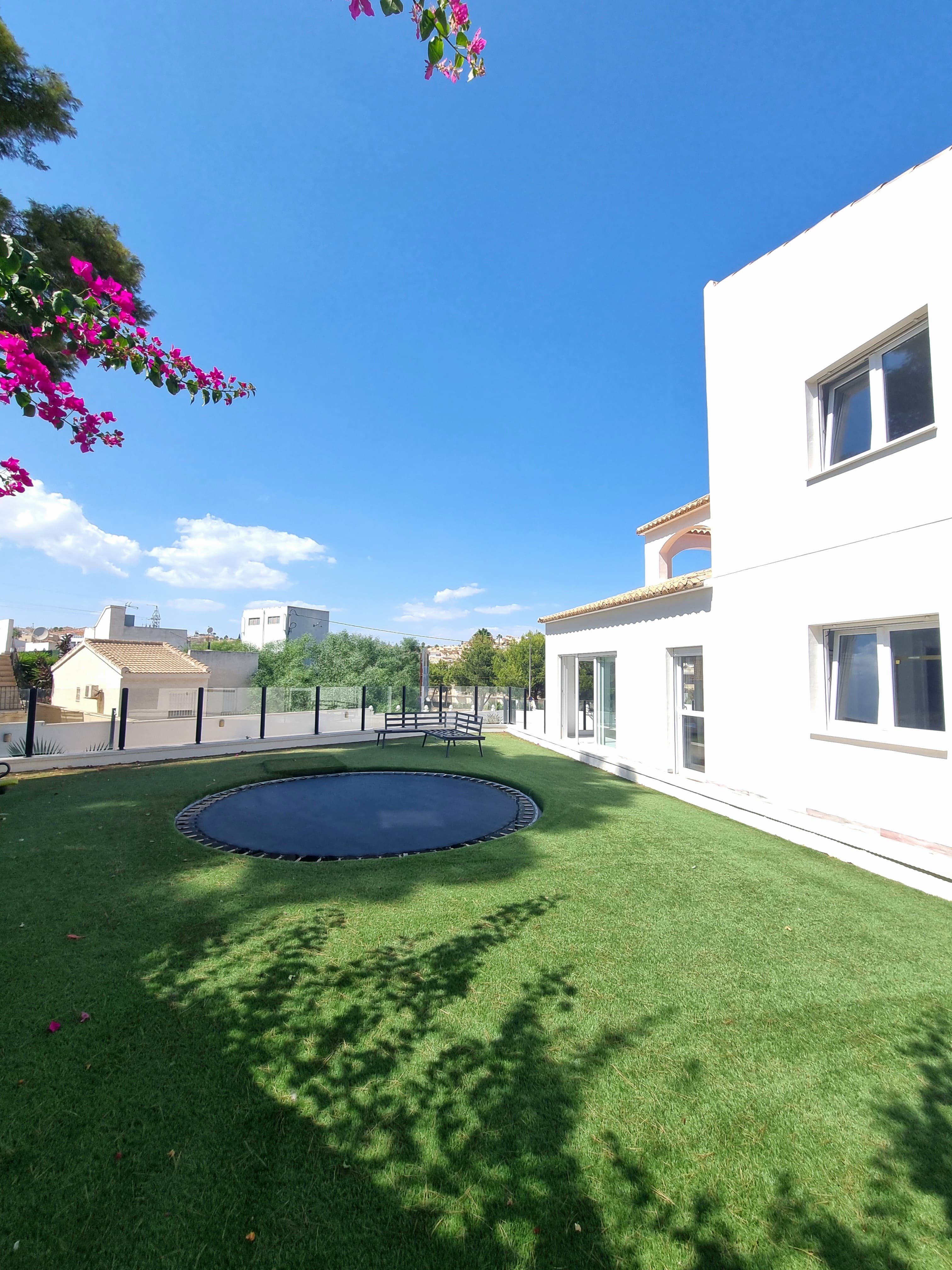 WhatsApp Image 2026-09-07 at 20.21.23 (3) Exceptional 6-Bedroom Detached Villa with Private Pool & Large Plot in Villamartín