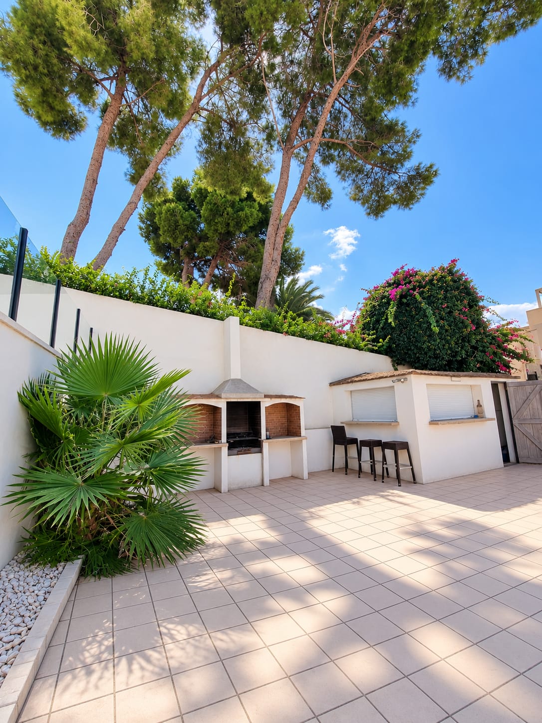 WhatsApp Image 2026-09-07 at 20.31.35 (1) Exceptional 6-Bedroom Detached Villa with Private Pool & Large Plot in Villamartín