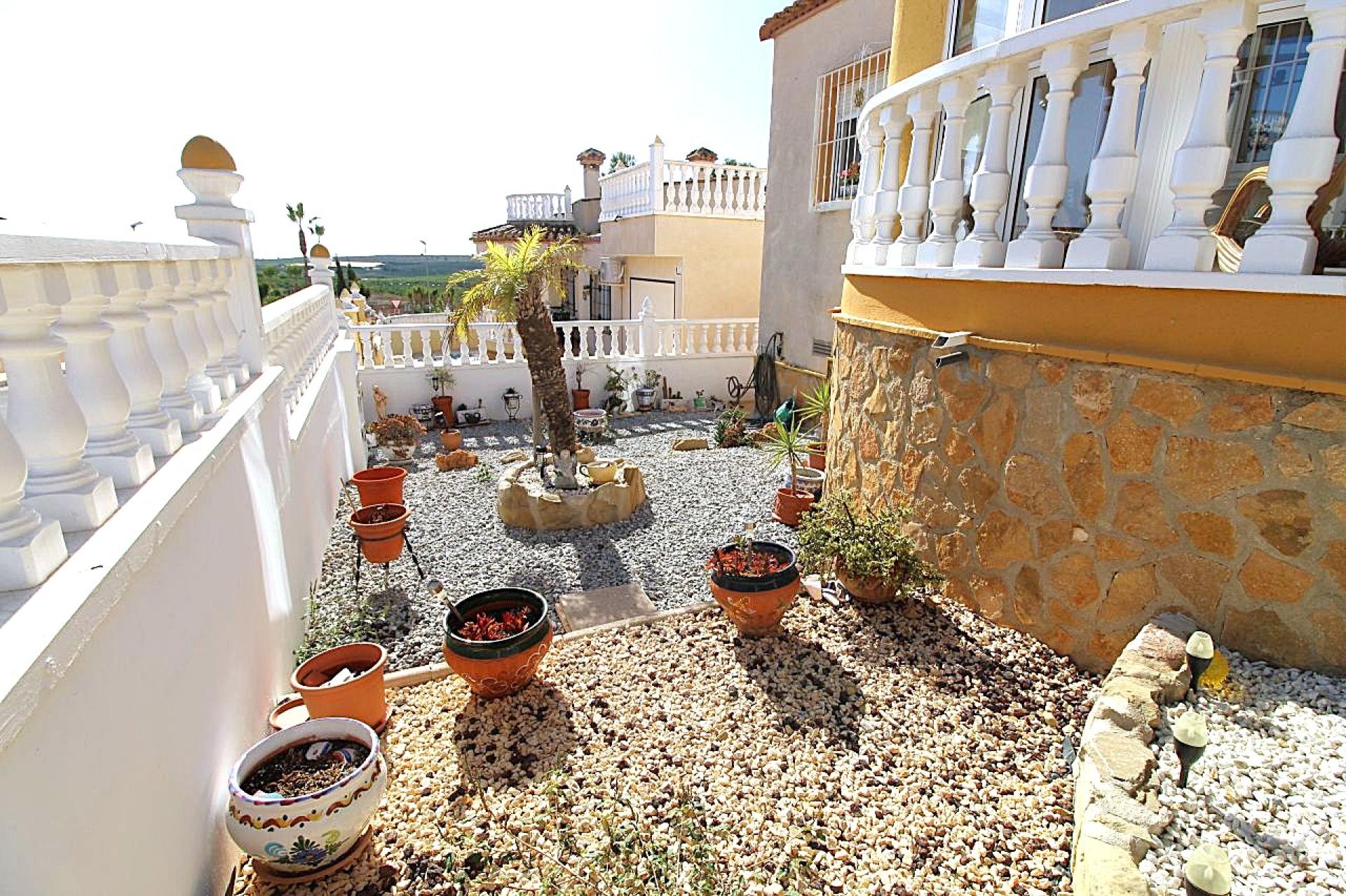 g_mafq8tf8pkpd2oi3sxon Villa in San Miguel de Salinas, Alicante