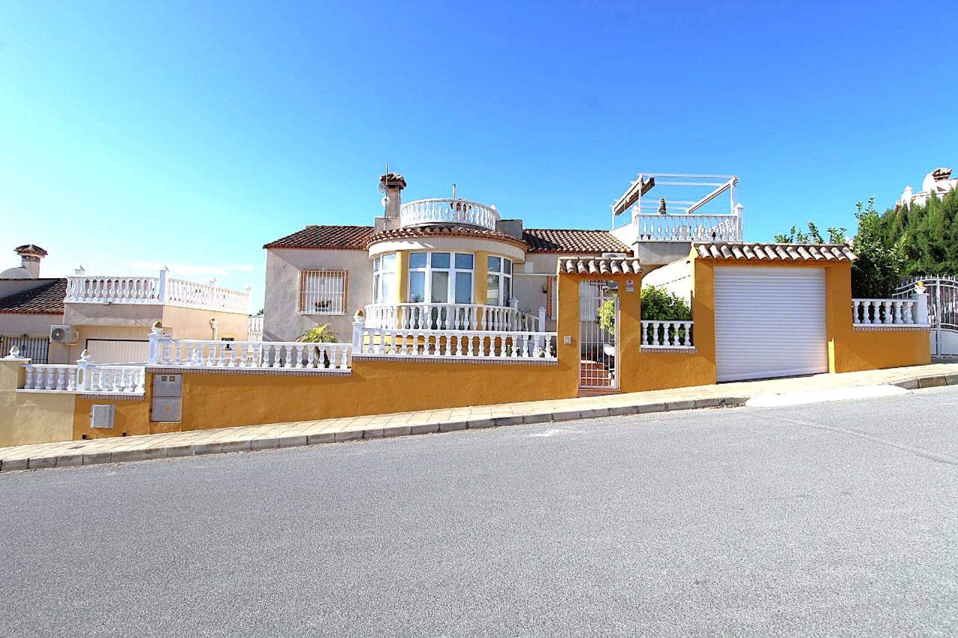 g_tncpt0t76prf8uspjudk.jpg Villa for sale in San Miguel de Salinas