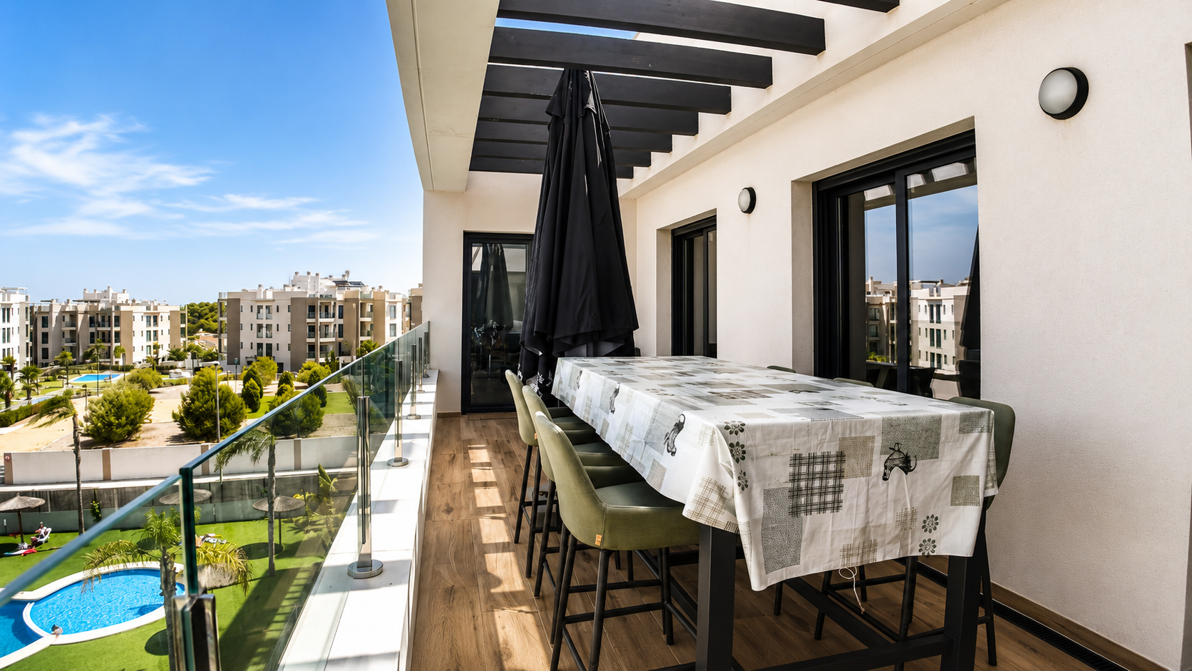 o_1k0fstt9ja73lt317n31tjn4mu2h Penthouse in Orihuela Costa, Alicante