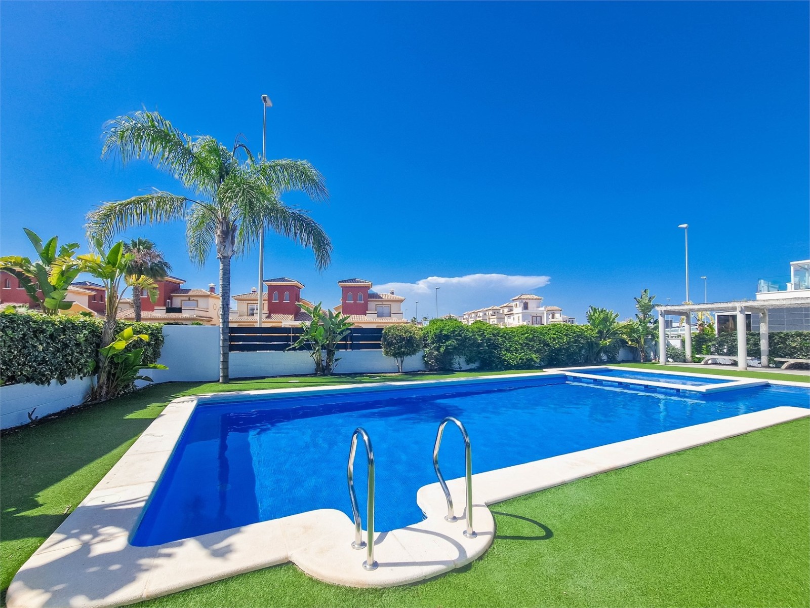 o_1k0pd4aak1fikm7s6d22vp1jfr1h Town House in Cabo Roig, Alicante
