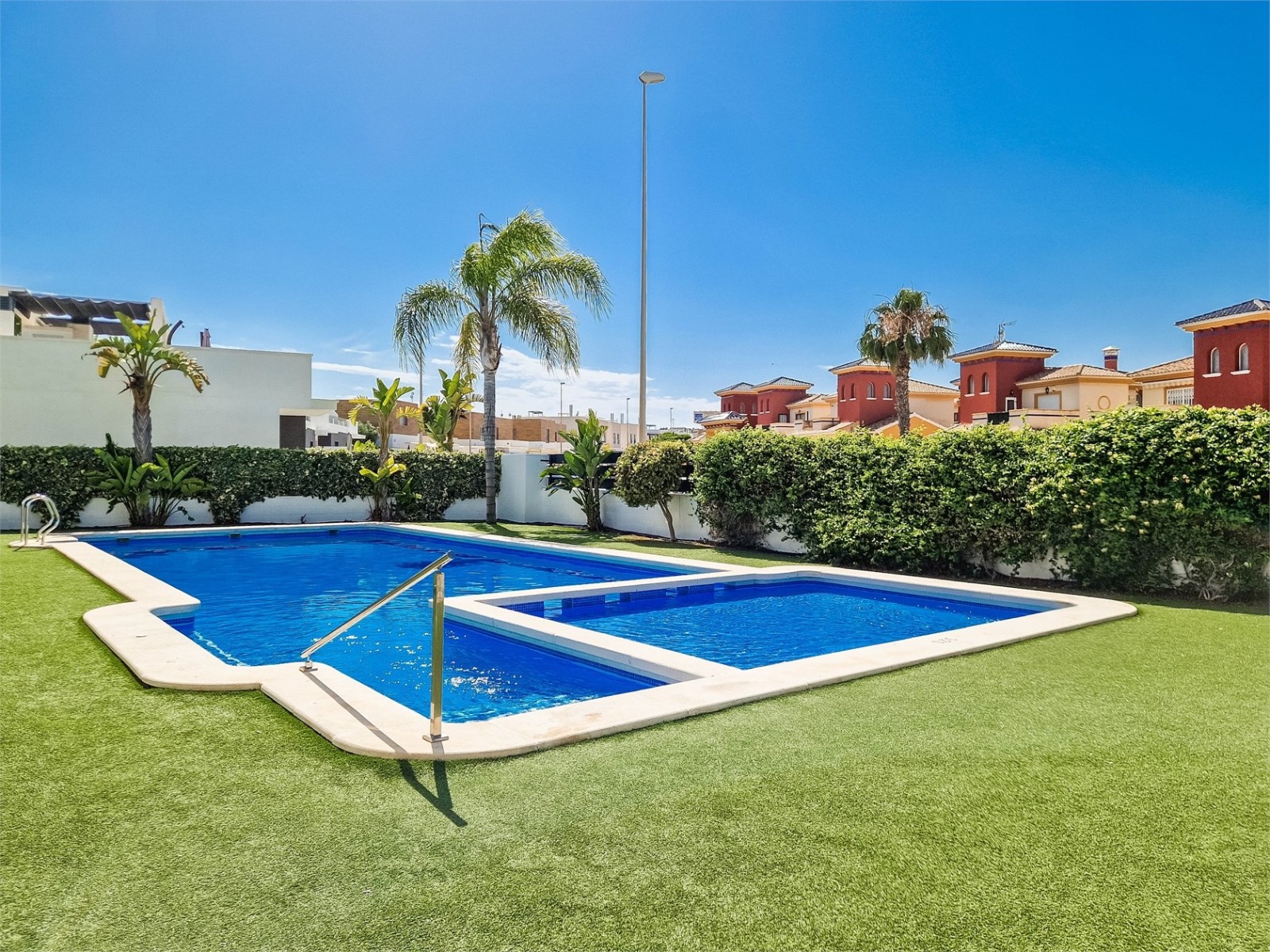 o_1k0pd4aak87ict0igejog1gfn1i Town House in Cabo Roig, Alicante