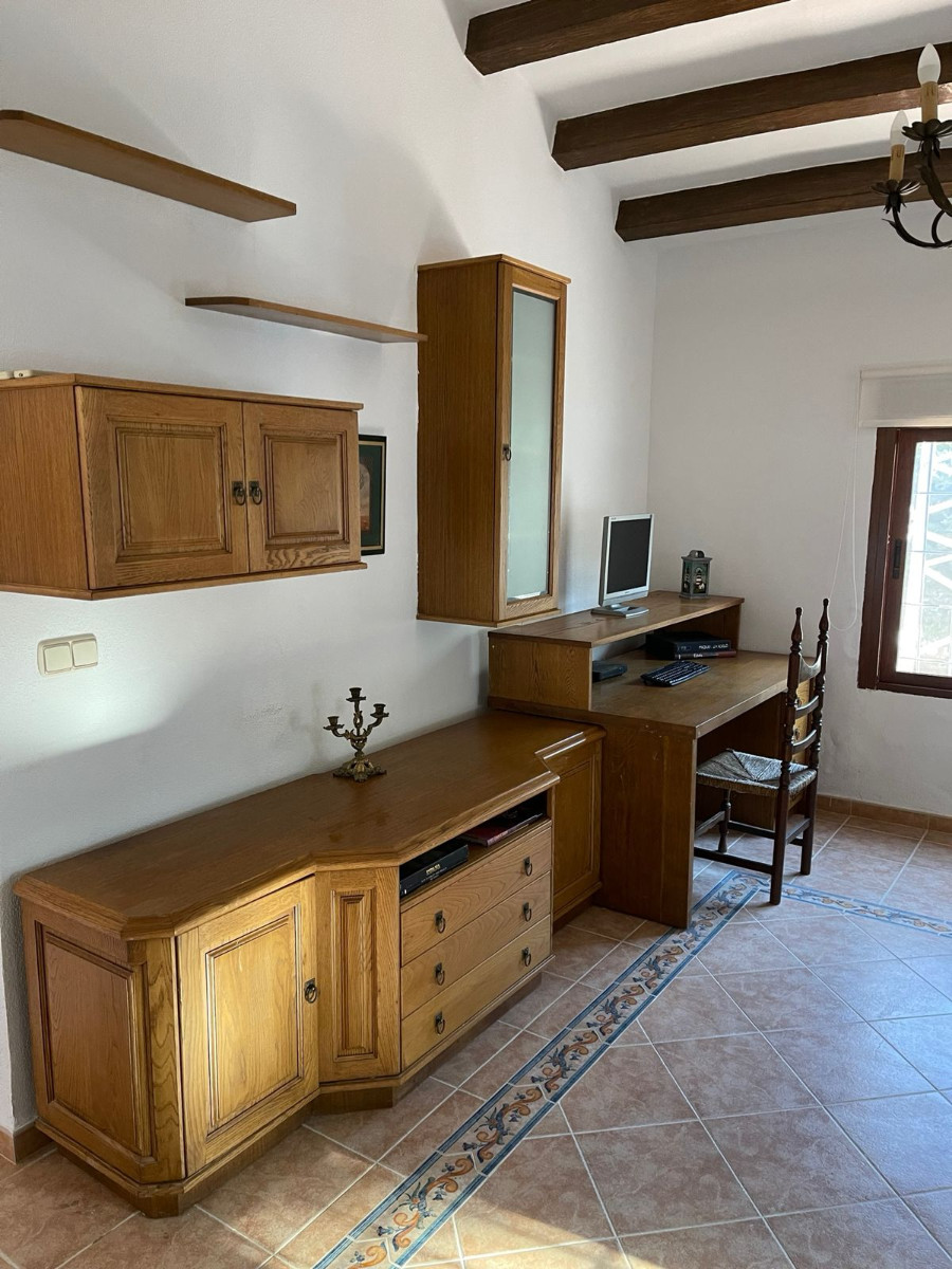 o_1k0umll61dot1k8a9pb1k9r12gp23 Town House in Orihuela Costa, Alicante
