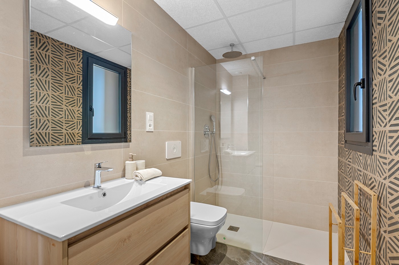 o_1k204dd791g3mqbt1hgq18751jts2q Apartment in Orihuela Costa, Alicante