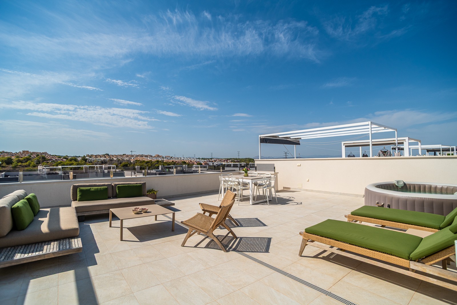 o_1k22sb0p91t8u120pg6kvaio313k Penthouse in Orihuela Costa, Alicante