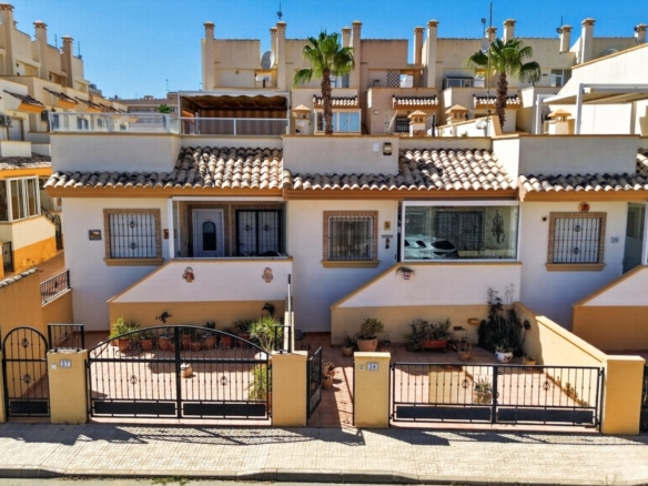 Villa for sale in Orihuela Costa