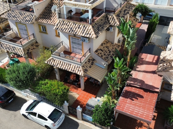 Semi Detached for sale in Lomas de Caboroig