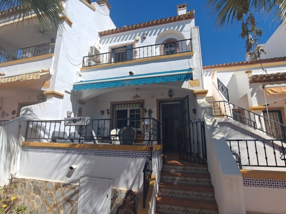 Town House for sale in Los Dolses