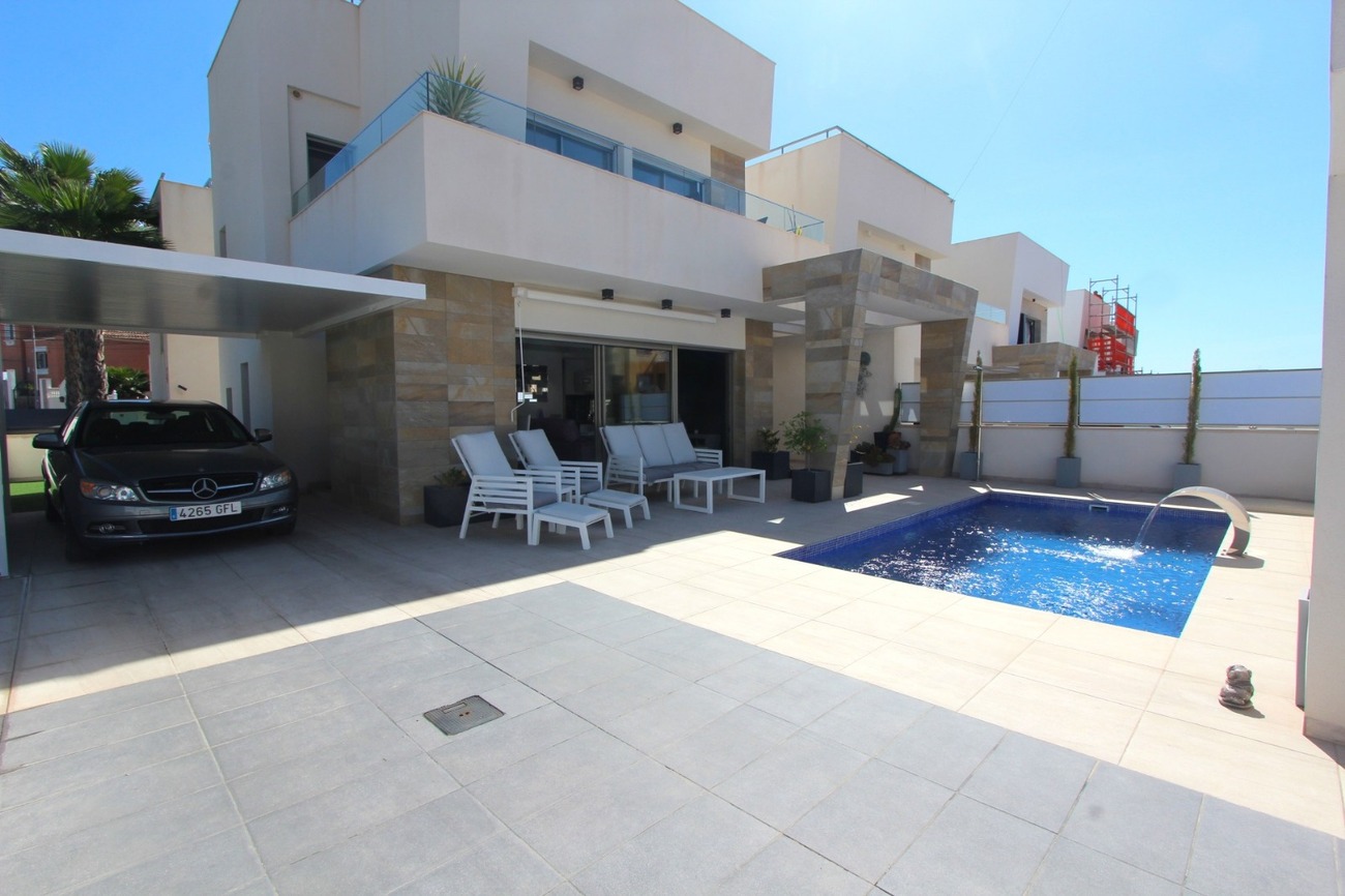 villa-villamartin-hoz0525-39 Alicante – Sunrise Dream Properties