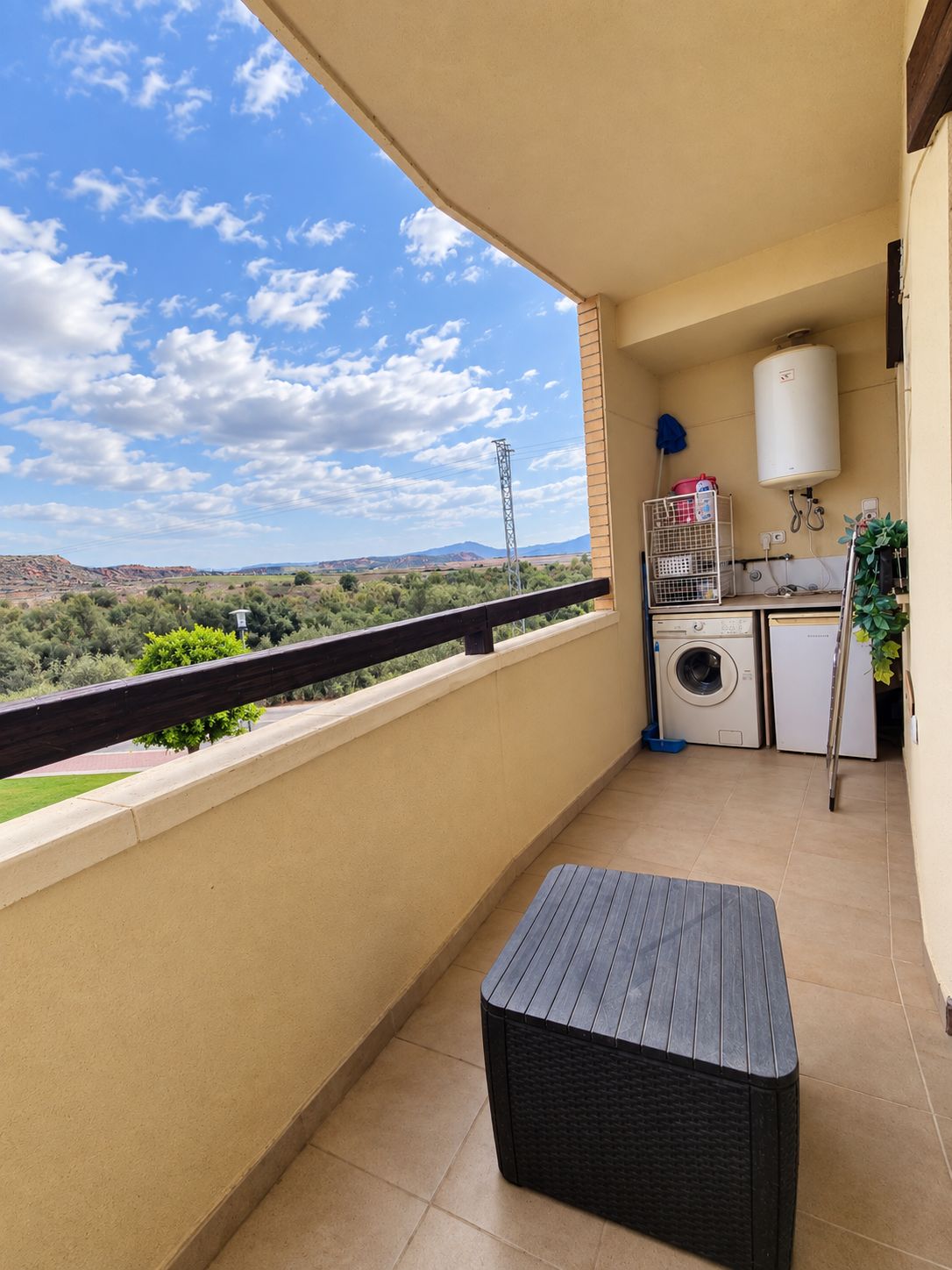 WhatsApp Image 2026-10-07 at 09.54.52 (11) Well-Presented 2-Bedroom, 2-Bathroom Apartment on United Golf Resort