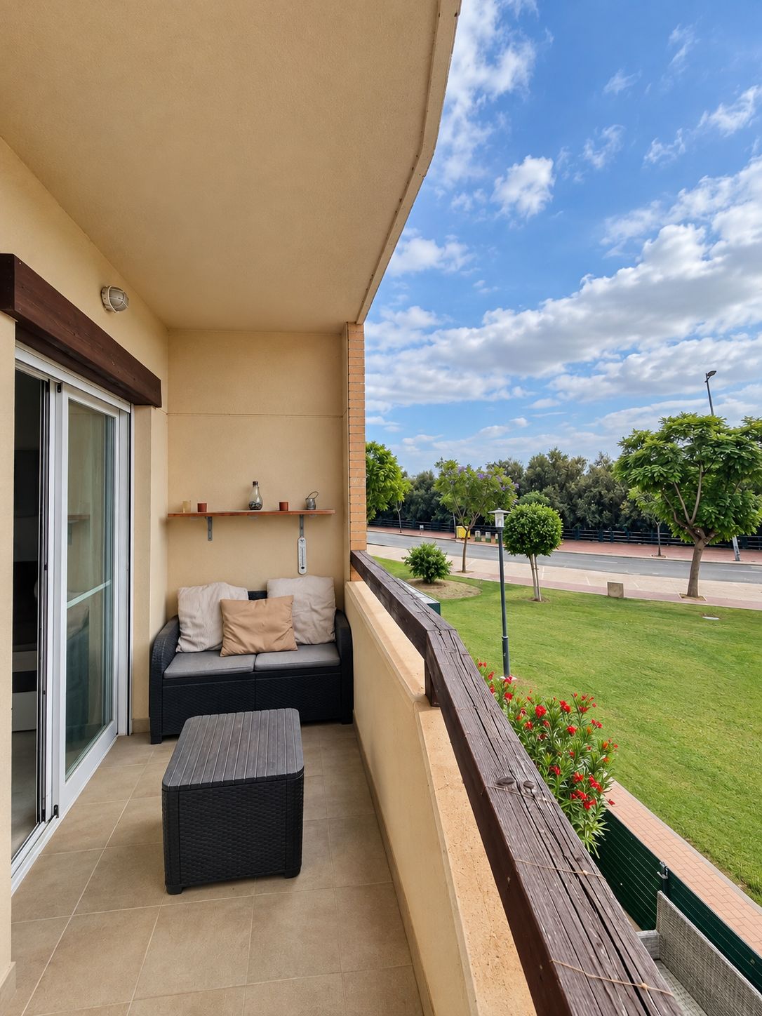 WhatsApp Image 2026-10-07 at 09.54.53 (2) Well-Presented 2-Bedroom, 2-Bathroom Apartment on United Golf Resort