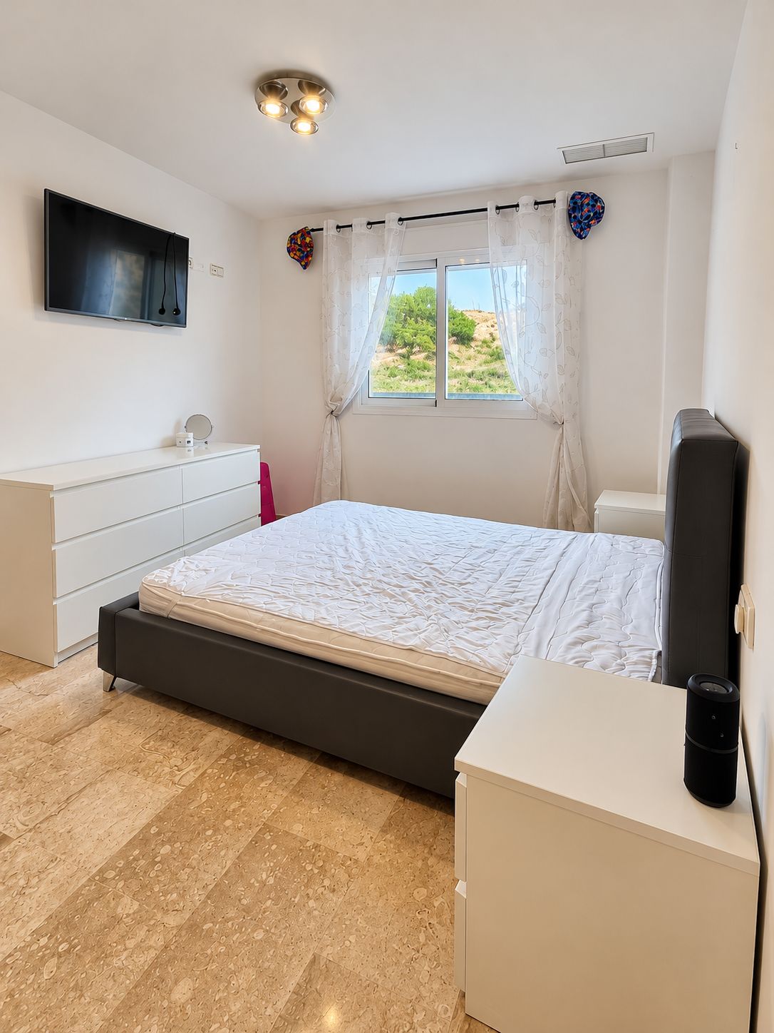 WhatsApp Image 2026-10-09 at 18.19.42 (1) Ready to Enjoy – Beautifully Maintained 3-Bedroom Apartment with Balcony