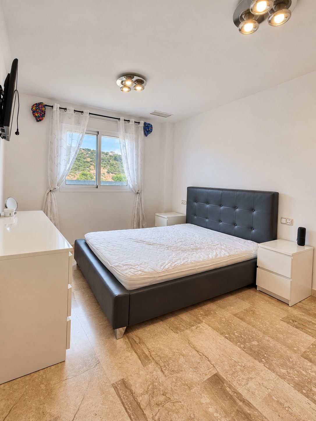 WhatsApp Image 2026-10-09 at 18.19.42 (9) Ready to Enjoy – Beautifully Maintained 3-Bedroom Apartment with Balcony